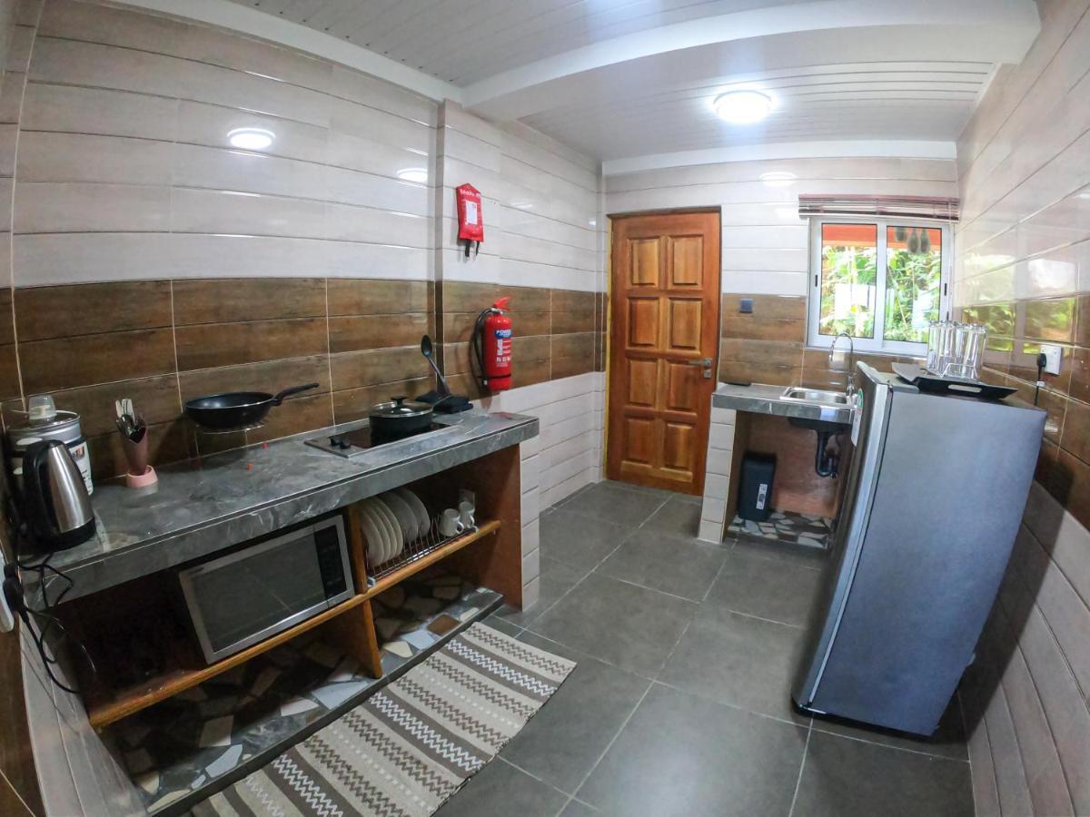 Auguste Holiday Residence Anse Etoile Extérieur photo