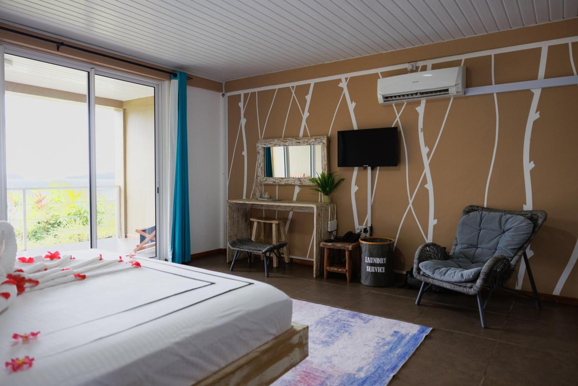 Auguste Holiday Residence Anse Etoile Extérieur photo