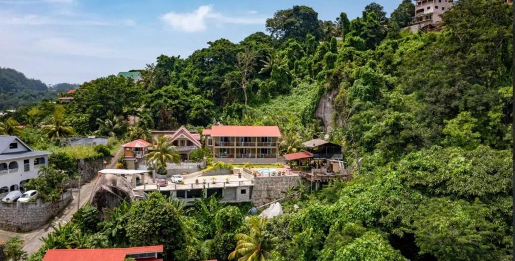Auguste Holiday Residence Anse Etoile Extérieur photo